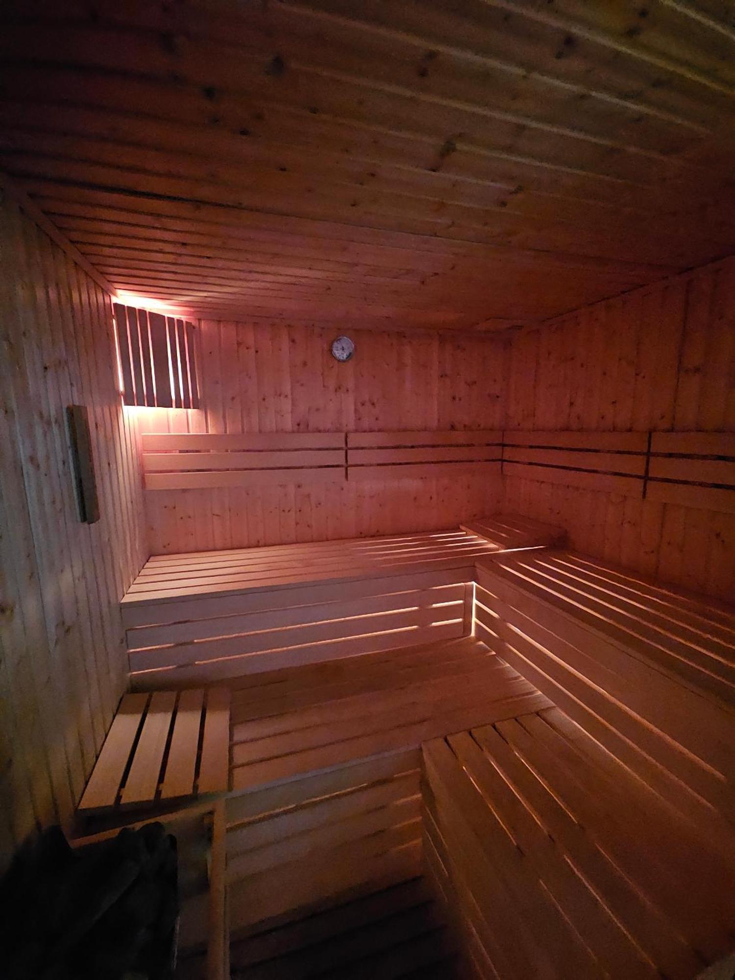 Luksusowy Apartament Przy Plazy Гжибово Екстериор снимка